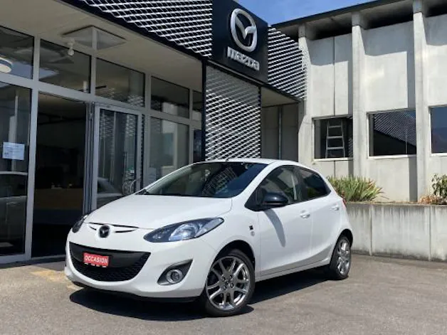 Mazda 2 1.3i 16V Red