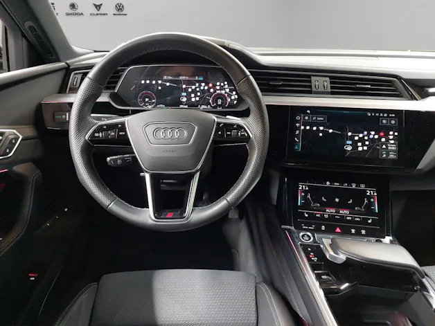 Audi e-tron 55 S Line Black Edition quattro