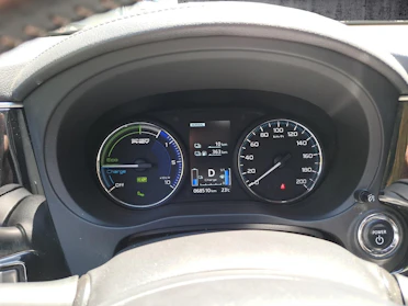 MITSUBISHI OUTLANDER 12