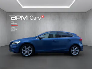 Volvo V40 T3 Momentum R-Design