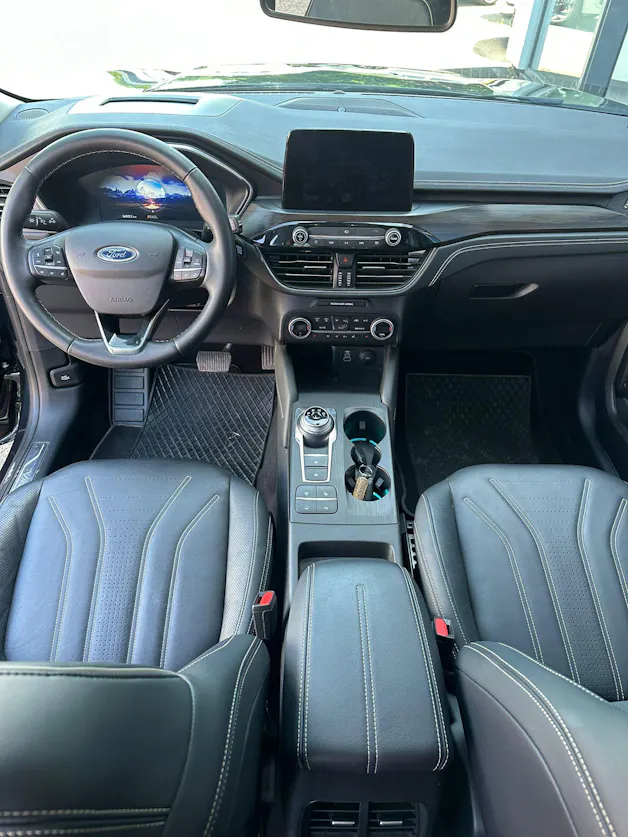 Ford Kuga 2.5 Hybrid Vignale 4x4
