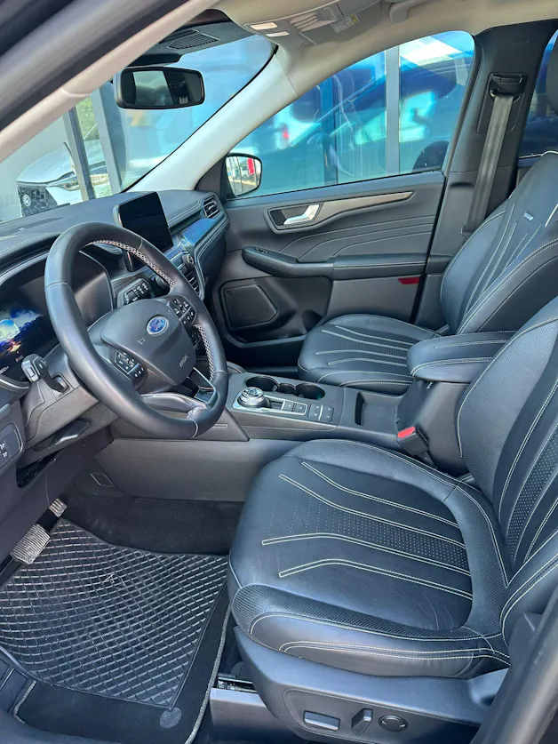 Ford Kuga 2.5 Hybrid Vignale 4x4