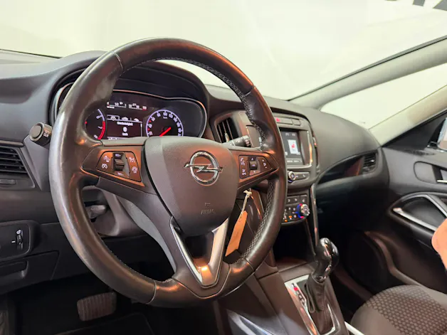 Opel Zafira 1.6i 16V Turbo Excellence Automatic