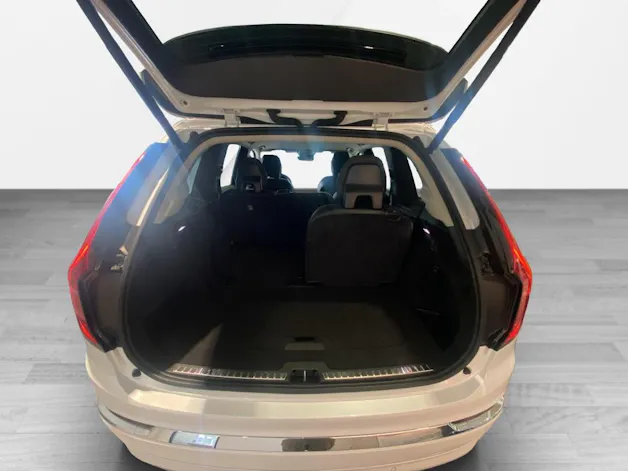 Volvo XC90 B5 Benzin Mild Hybrid AWD Plus Bright Geartronic
