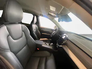 Volvo XC90 B5 Benzin Mild Hybrid AWD Plus Bright Geartronic