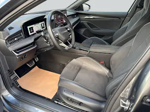 Škoda Superb Combi 2.0 TSI Sportline 4x4 DSG