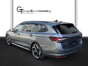 Škoda Superb Combi 2.0 TSI Sportline 4x4 DSG
