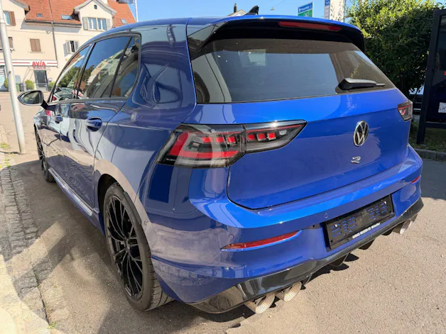 VW Golf R 2.0 TSI 333 PS 4MOTION *** AKRAPOVIC ABGAS & LEDER NAPPA ***