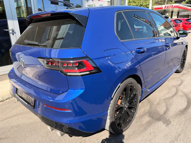 VW Golf R 2.0 TSI 333 PS 4MOTION *** AKRAPOVIC ABGAS & LEDER NAPPA ***