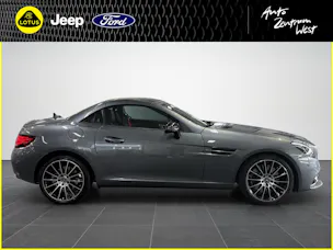 Mercedes-Benz SLC 300 AMG Line 9G-Tronic