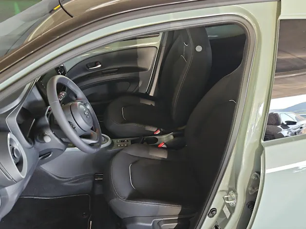 Toyota Aygo X 1.5 VVT-i HSD Trend