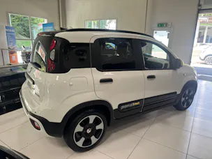 Fiat Pandina 1.0 MHEV Cross