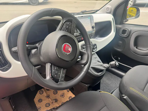 Fiat Pandina 1.0 MHEV Cross
