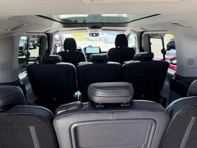 Ford Tourneo Bus 320 L1H1 Sport Automat 4x4