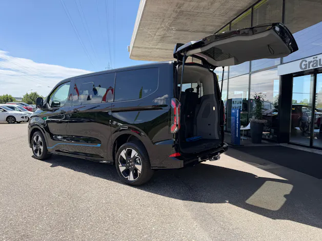 Ford Tourneo Bus 320 L1H1 Sport Automat 4x4