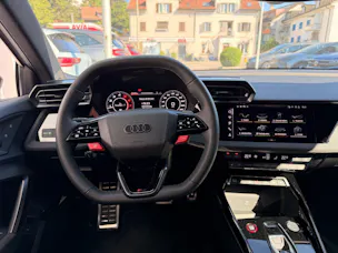 Audi RS3 SPORTBACK 2.5 400 PS TFSI QUATTRO *** RS-SCHALENSITZE & CARBON EXTERIEUR ***