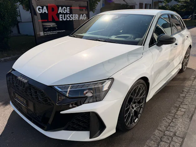 Audi RS3 SPORTBACK 2.5 400 PS TFSI QUATTRO *** RS-SCHALENSITZE & CARBON EXTERIEUR ***
