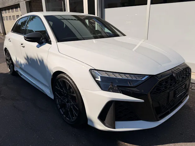 Audi RS3 SPORTBACK 2.5 400 PS TFSI QUATTRO *** RS-SCHALENSITZE & CARBON EXTERIEUR ***