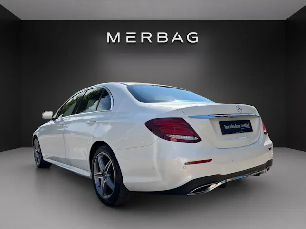 Mercedes-Benz E 200 AMG Line 4Matic 9G-Tronic