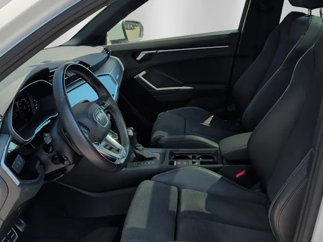 Audi Q3 35 TFSI S line Attraction S-tronic