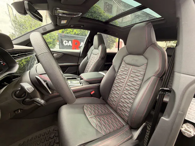 AUDI RS Q8 PERFORMANCE 4.0 TFSI QUATTRO *** FACELIFT & VOLLAUSSTATTUNG ***