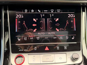 Audi RS Q8 PERFORMANCE 4.0 TFSI QUATTRO *** FACELIFT & VOLLAUSSTATTUNG ***