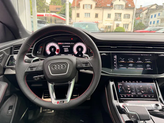 AUDI RS Q8 PERFORMANCE 4.0 TFSI QUATTRO *** FACELIFT & VOLLAUSSTATTUNG ***