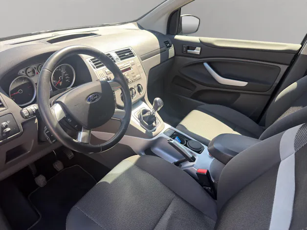 Ford Kuga 2.0 TDCi Carving 4WD