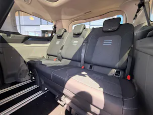Ford Tourneo Bus 340 L1H1 65kWh Active - Spezialpreis NUR GÜLTIG MIT FORD VERSICHERUNG!