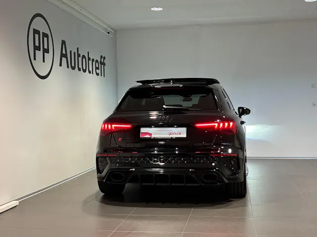 Audi RS3 Sportback 2.5 TSI quattro S-tronic