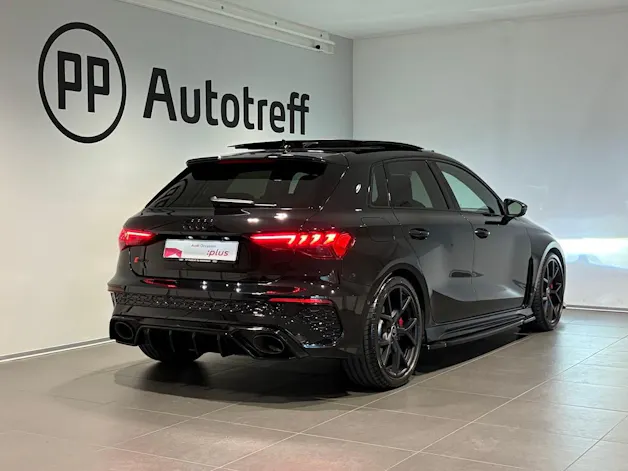 Audi RS3 Sportback 2.5 TSI quattro S-tronic