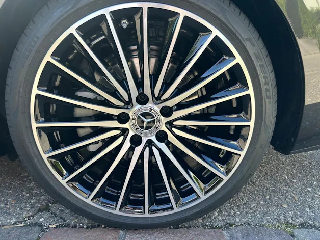Mercedes-Benz C 220 d 4 Matic Swiss Star