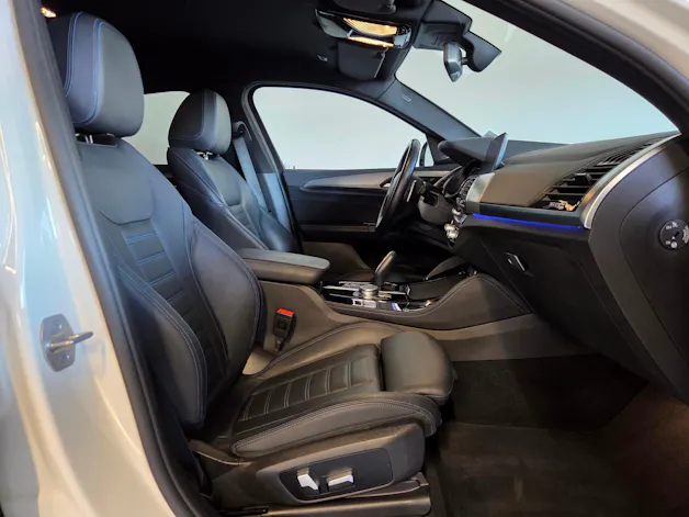 BMW X4 M40d