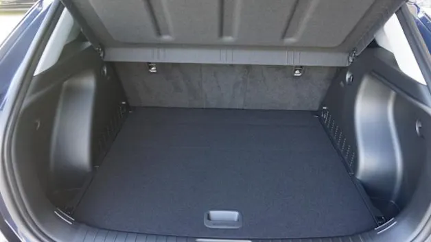Hyundai Kona EV 65.4 kWh Amplia