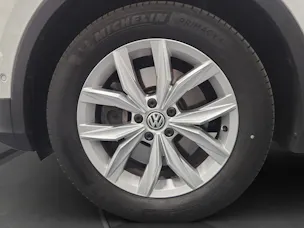 VW Tiguan 2.0 TDI SCR Highline 4Motion DSG