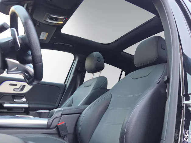 Mercedes-Benz GLA 35 AMG 4Matic 8G-Speedshift DCT
