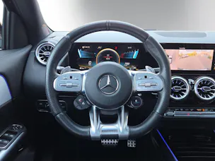 Mercedes-Benz GLA 35 AMG 4Matic 8G-Speedshift DCT