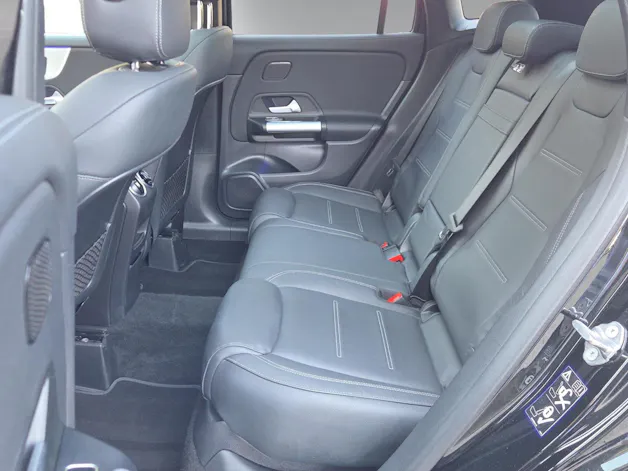 Mercedes-Benz GLA 35 AMG 4Matic 8G-Speedshift DCT