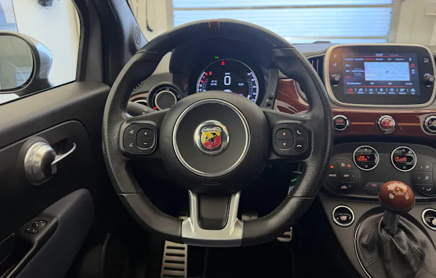 Fiat 695 1.4 16V Turbo Abarth Rivale