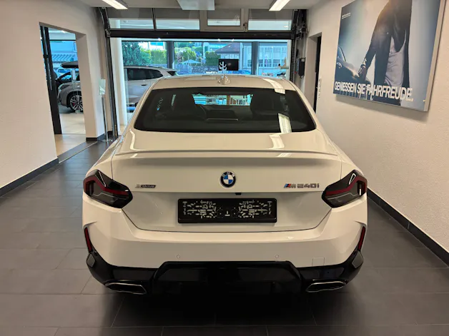 BMW M240i xDrive Coupé