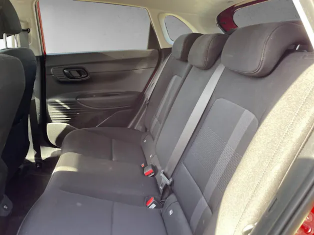 Hyundai i20 1.0 T-GDi Amplia SSTEC, MY24