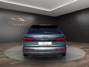 Audi Q7 55 TFSI S Line quattro | CH | NP: 150K | Alle Service | AHK | Pano | Standhei. | Matrix | 22" | 7 Sitzer |