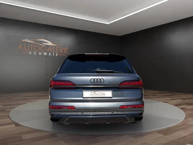 Audi Q7 55 TFSI S Line quattro | CH | NP: 150K | Alle Service | AHK | Pano | Standhei. | Matrix | 22" | 7 Sitzer |