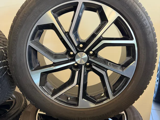 Audi Q7 55 TFSI S Line quattro | CH | NP: 150K | Alle Service | AHK | Pano | Standhei. | Matrix | 22" | 7 Sitzer |