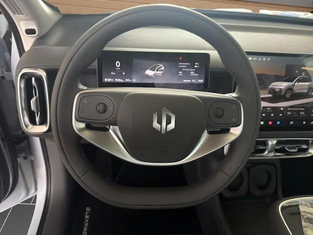 Leapmotor B10 1.5 Hybrid EV