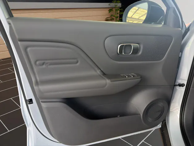 Leapmotor B10 1.5 Hybrid EV