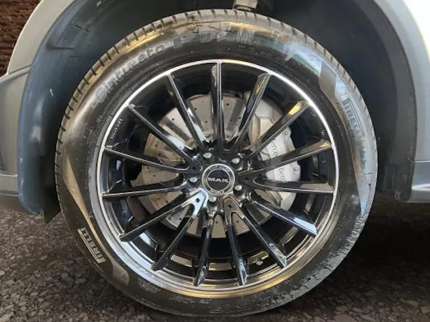 Mercedes-Benz GLC 300 de AMG Line 4M A