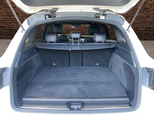 Mercedes-Benz GLC 300 de AMG Line 4M A
