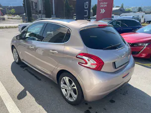 Peugeot 208 1.2 VTI Access