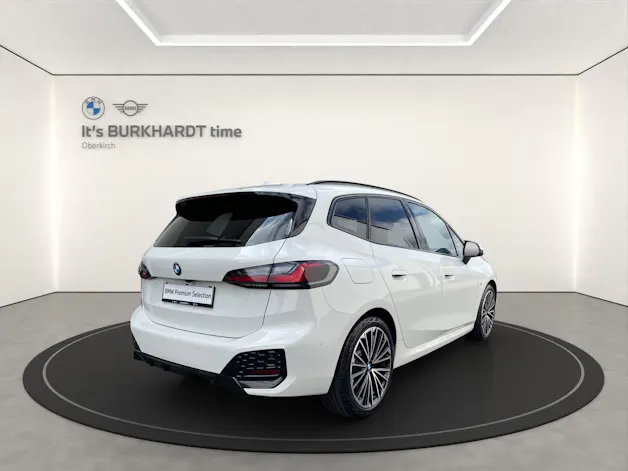 BMW 223i Act. T. xDr. M Sport
